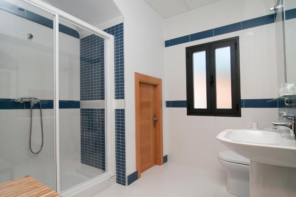 Amalurra Granada Hotel Caparacena Szoba fotó