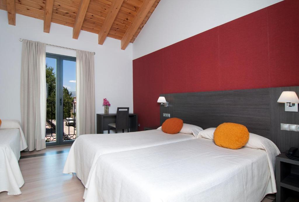 Amalurra Granada Hotel Caparacena Szoba fotó
